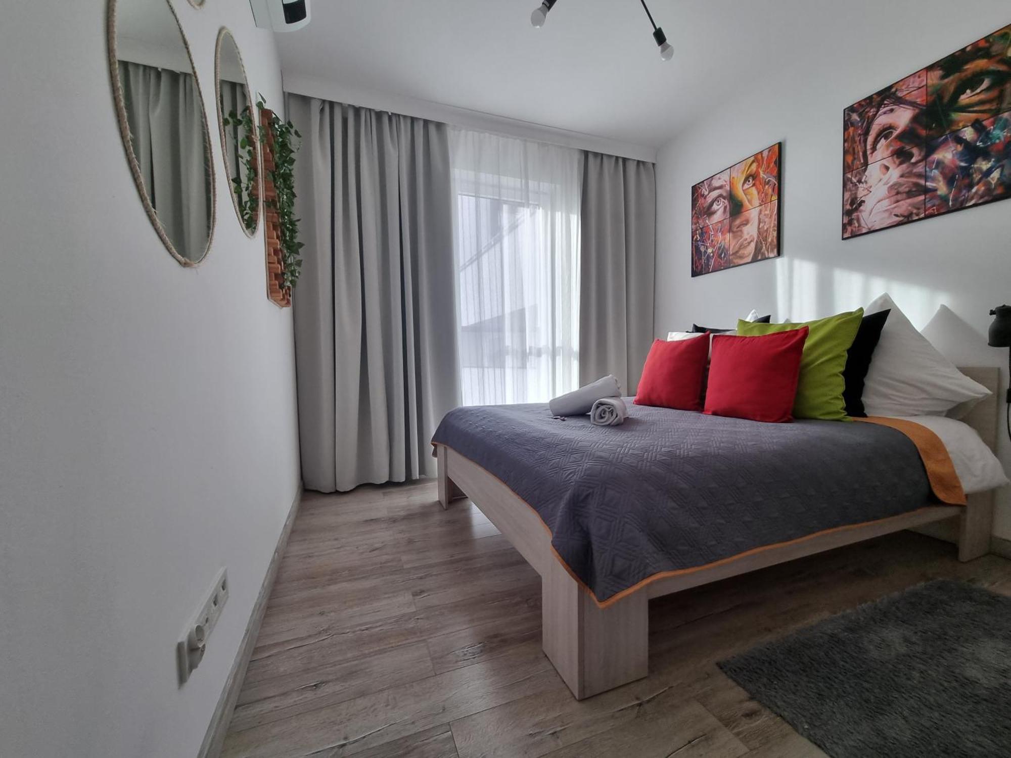 Q Apart Gold-Trzy Pokoje, Manufaktura, Klimatyzacja I Garaz Gratis, Tv Max, Fv, Gwarancja Zadowolenia Lodz  Exterior photo