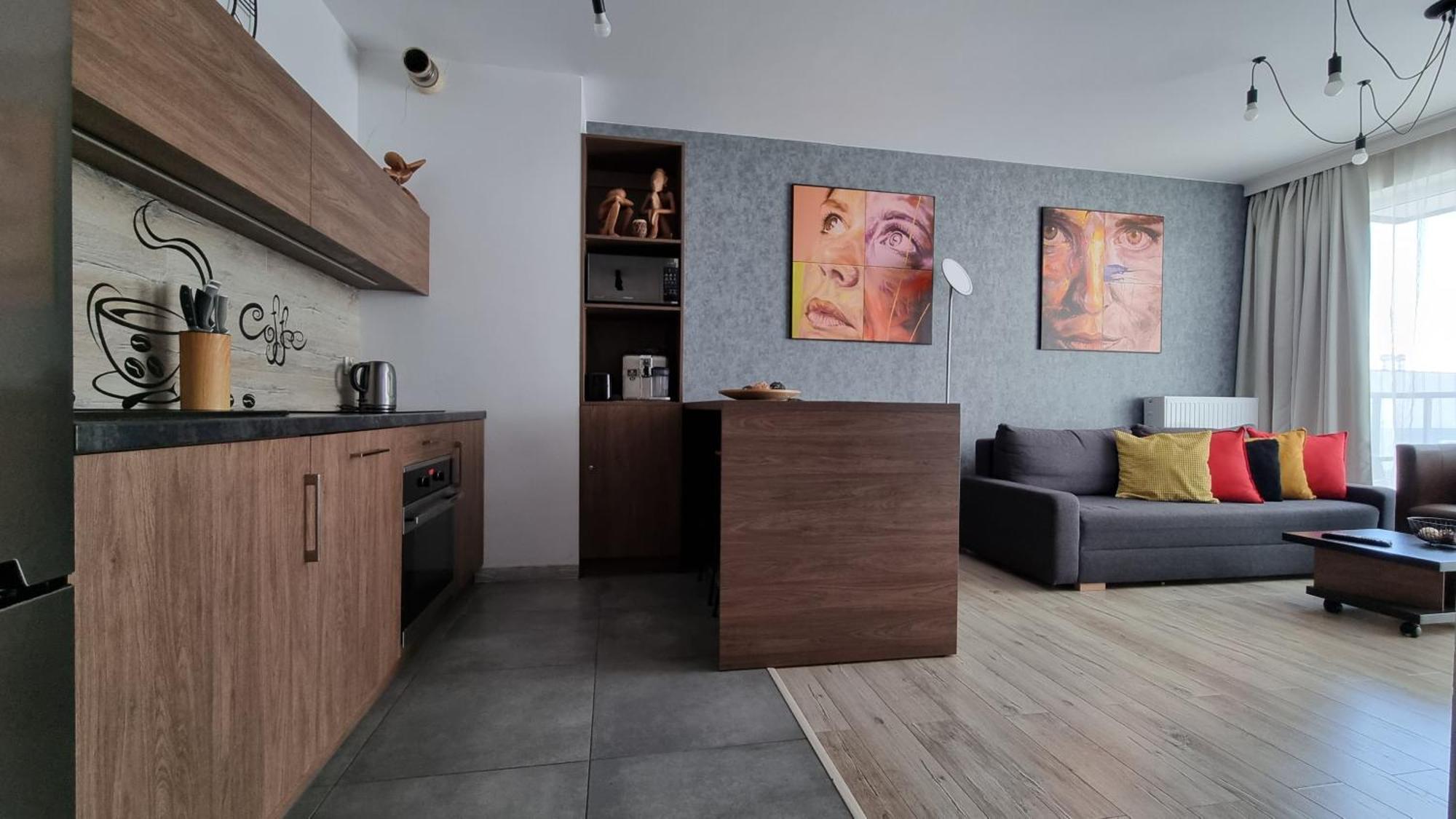 Q Apart Gold-Trzy Pokoje, Manufaktura, Klimatyzacja I Garaz Gratis, Tv Max, Fv, Gwarancja Zadowolenia Lodz  Exterior photo